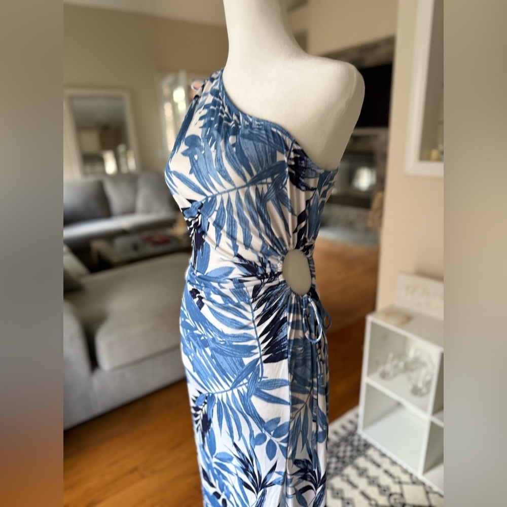 Lovely Day One-Shoulder Blue Leaf Dress - Picture 2 of 6